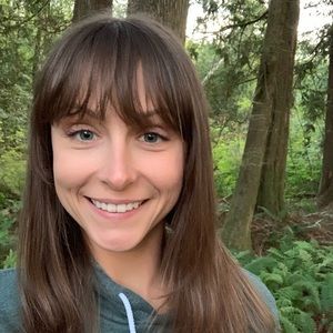 Meet your Posher, Alicia